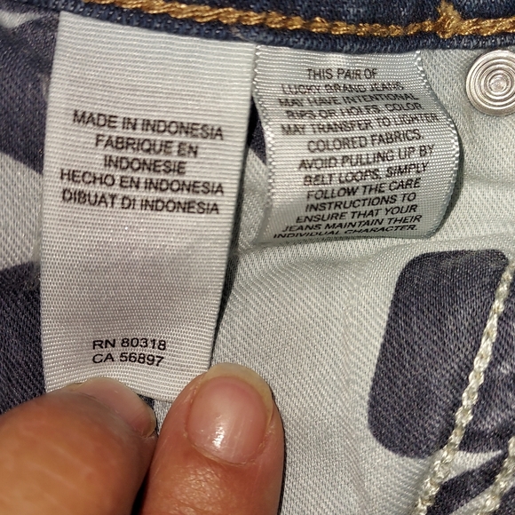 Lucky Brand Women's Dark Blue Sweet Boot Leg Jeans Size 2/26 - Picture 7 of 10